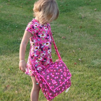 Child with Shoulderbag Coquelicot