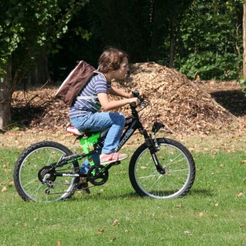 Enfant avec Dieter Sac  Dos de Beatrix New York